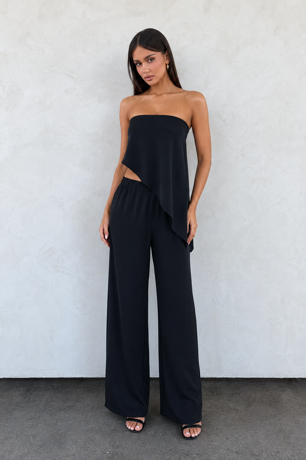 Sera Cropped Asymmetric Set