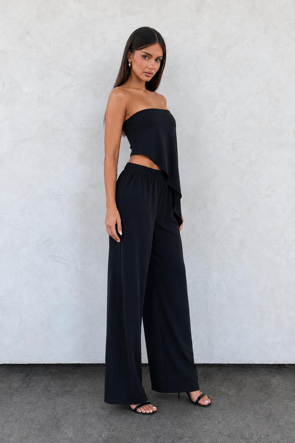 Sera Cropped Asymmetric Set